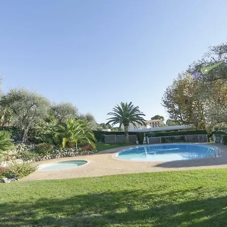 Parking Fibre Piscine Clim * Le Cannet